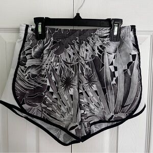 Nike Girl’s Dri-Fit Tempo Running Shorts